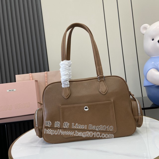 miumiu專櫃繆繆最新款Adventure Nappa羊皮革手提包單肩包 jh2338型號：5BB159
